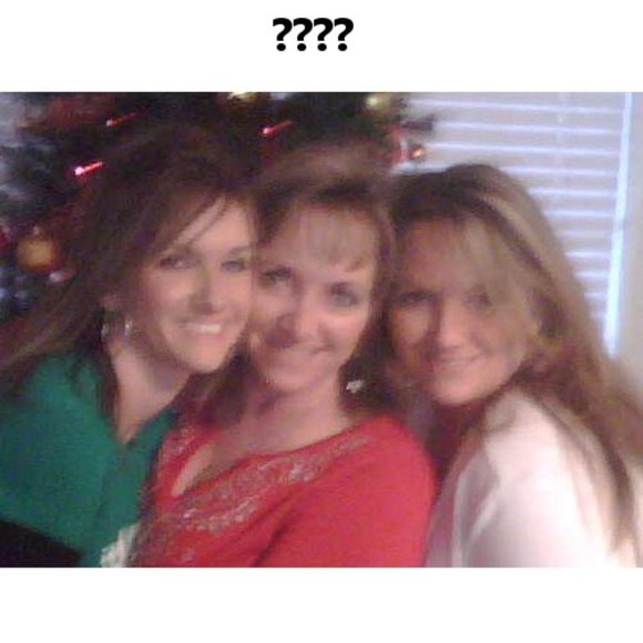 Meet your Posher, Cindy - Picture 3 of 13